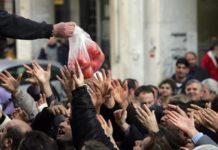 Στο ρυθμό της πιο σκληρής μνημονιακής περιόδου