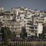 Ψηφίστηκε το νέο πλαίσιο για τα κόκκινα δάνεια πλειστηριασμοί