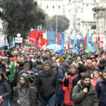 Διαδήλωση εκατοντάδων χιλιάδων λαού στο Μιλάνο ενάντια στη ρατσιστική και φασιστική αντιμεταναστευτική πολιτική
