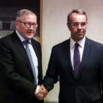 Οι “θεσμοί” βρίσκονται στην Αθήνα και εξετάζουν την πιστή τήρηση των μνημονιακών δεσμεύσεων