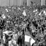 Μεγάλοι λαϊκοί αγώνες ξεσπούν σε πολλές χώρες της Λατινικής Αμερικής, της Ευρώπης και της Ασίας