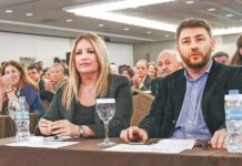 Το “συνέδριο”(;) του ΠΑΣΟΚ και η αθεράπευτη κρίση στο “κεντροαριστερό” ΚΙΝΑΛ- δεκανίκι της Δεξιάς και του συστήματος