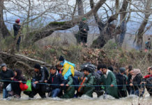 Παρά την πολιτική εγκλωβισμού και καταστολής των προσφύγων από κυβέρνηση-ΕΕ αυξάνονται οι ροές των προσφύγων, μαζί τα βάσανα και η δυστυχία τους