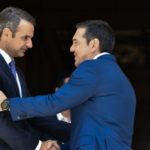 Ο ΣΥΡΙΖΑ ουραγός της κυβέρνησης και υπέρμαχος της “εθνικής ενότητας” παριστάνει την αντιπολίτευση