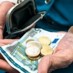 Σκόπιμη πολιτική παρακράτησης των συντάξεων και παραπέρα φτωχοποίησης των συνταξιούχων