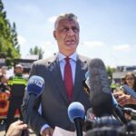 Αφού τον αξιοποίησαν επί δεκαετίες… Παραπέμπουν τον αρχηγό του ΟΥΤΣΕΚΑ για εγκλήματα πολέμου για να διευκολύνουν τα παζάρια μεταξύ Σερβίας και Κοσόβου