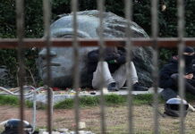 Εκκωφαντική “αφωνία”του αναρχικού χώρου μπροστά στην κυβερνητική απαγόρευση του εορτασμού του Πολυτεχνείου