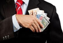Στα χέρια ιδιωτών και ο έλεγχος των δημοσίων έργων