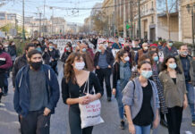 Ένας ξέφρενος εκφοβισμός