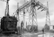 Η ιδιωτικοποίηση της ενέργειας και άλλων δημόσιων αγαθών παραπέμπουν σε «εικόνες από το μέλλον» στο φόντο της «Μήδειας»