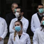 Διώξεις και εκφοβισμός γιατρών και νοσηλευτών