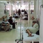 ΔΗΜΟΣΙΑ ΝΟΣΟΚΟΜΕΙΑ: • Ιδιωτικοποιήσεις, συγχωνεύσεις και κλεισίματα νοσοκομείων • Καταγγελίες των κυβερνητικών σχεδίων από τους εργαζόμενους και τις συνδικαλιστικές οργανώσεις τους