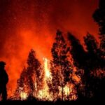Πυρόπληκτοι και σεισμόπληκτοι αντιμέτωποι με τον κυβερνητικό εμπαιγμό