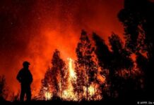 Πυρόπληκτοι και σεισμόπληκτοι αντιμέτωποι με τον κυβερνητικό εμπαιγμό