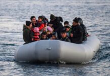Αποκαλύψεις για νέες επαναπροωθήσεις με τη βούλα του λιμενικού και της κυβέρνησης