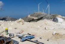 Οι ανεμογεννήτριες κερδοφόρα πηγή για τα μονοπώλια