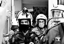 Ενώ συνεχίζονται οι δίκες συλληφθέντων αγωνιστών, με κάμερες τα ΜΑΤ φακέλωναν διαδηλωτές στις 17 Νοέμβρη