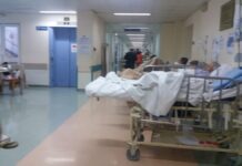 Μπροστά στο τέταρτο κύμα της πανδημίας η κυβέρνηση συνεχίζει την ίδια εγκληματική πολιτική