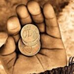 Στον πάτο οι μισθοί ενώ σαρώνει το κύμα της ακρίβειας