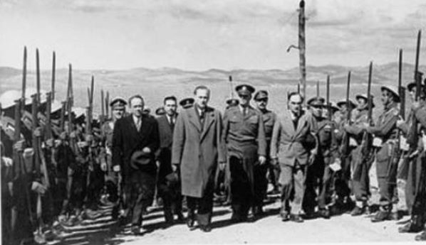 Van Flit - Κανελλόπουλος