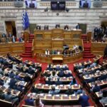 Ο φασισμός εισβάλλει στη Βουλή των Ελλήνων μέσω Ουκρανίας