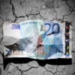 Εξανεμίστηκαν από το κύμα ακρίβειας οι υποτιθέμενες «αυξήσεις» στον κατώτερο μισθό