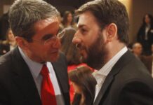 Ο Ανδρουλάκης καλύπτει τον Λοβέρδο και ξιφουλκεί κατά «των μηχανισμών που θέλουν να κρατούν σε ομηρία» το ΠΑΣΟΚ – ΚΙΝΑΛ
