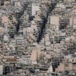 Διακοπές για όλο και λιγότερους