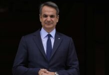 Το σκάνδαλο των υποκλοπών προκαλεί παρατεταμένους πολιτικούς τριγμούς -Ακραίος πολιτικός αυταρχισμός από την παρακμάζουσα κυβέρνηση της Δεξιάς