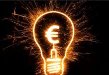 Ηλεκτρικό ρεύμα: Όλα τα λεφτά στους παρόχους