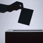 Οι Ισραηλινοί βομβαρδίζουν και το ΚΚΕ … από Δευτέρα!