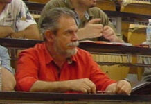 Ένα χρόνο χωρίς τον σύντροφο Στέλιο ΣταυρινάδηΣε κλίμα βαθιάς συγκίνησης η πολιτική εκδήλωση τιμής και μνήμης