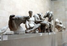 Πλυντήριο της αποικιοκρατικής λεηλασίας το ΚΚΕ