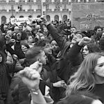 Αόριστες προεκλογικές υποσχέσεις από το Μητσοτάκη στη συνάντηση με τους καλλιτέχνες