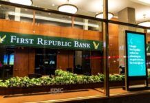 Η πτώχευση της FRB υποδηλώνει το βάθεμα της χρηματοπιστωτικής κρίσης.