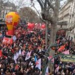 Γαλλία: Μεγαλειώδεις διαδηλώσεις την Εργατική Πρωτομαγιά ενάντιαστον αντι-συνταξιοδοτικό νόμο Μακρόν – Νέα απεργία στις 6 Ιούνη
