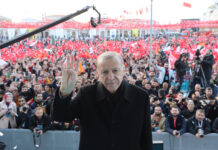 Εκλογές στην Τουρκία: κυρίαρχος ο Ερντογάν Απογείωση της εθνικιστικής υστερίαςαπό κυβέρνηση και αντιπολίτευση