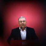 Οι κοινοβουλευτικές αυταπάτες και η διάσπαση του μαζικού κινήματος δεν είναι 100% αντιπολίτευση