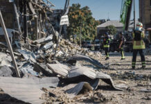 Η ουκρανική αντεπίθεση σε τέλμα Οι δυτικοί «χορηγοί» του Ζελένσκι τον συντηρούν επιλέγοντας κλιμάκωση του πολέμου Όργιο διαφθοράς και βαριές απώλειες ξήλωσαν τον Ουκρανό Υπουργό Άμυνας
