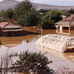 Μια κυβέρνηση μέσα στη λάσπη