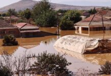 Μια κυβέρνηση μέσα στη λάσπη