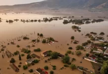 Τρεις μήνες μετά τις εθνικές εκλογές, με ρεκόρ αποχής στο β΄ γύρο των δημοτικών εκλογών Ράγισε η βιτρίνα της κυριαρχίας της ΝΔ, αποτέλεσμα της αντιλαϊκής της πολιτικής