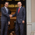 Οι ιμπεριαλιστές με την εντολή «βρείτε τα» σε Αθήνα και Άγκυρα επιδιώκουν «ήρεμα νερά» σε Αιγαίο και Α. Μεσόγειο στους κόλπους της Δύσης