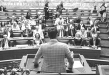 Σε αποσάθρωση ο ΣΥΡΙΖΑ