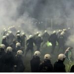 Χωρίς τέλος η υποκρισία της κυβέρνησηςγια την αντιμετώπιση της βίας στα γήπεδα Κυβερνητική καταστολή και τρομοκρατία