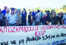 Ένα χρόνο μετά την καταστροφή οι κάτοικοι της Θεσσαλίας παλεύουν ακόμη με τη λάσπη της κυβερνητικής αναλγησίας και της προπαγάνδας της