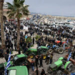 Χαιρετίζουμε την Παγκρήτια κινητοποίηση των αγροτών στο Ηράκλειο στις 15 Γενάρη Δηλώνουμε την αμέριστη συμπαράσταση και αλληλεγγύη μας στον αγώνα της φτωχομεσαίας αγροτιάς ενάντια στην αντιαγροτικη πολιτική της κυβέρνησης της ΝΔ-ΕΕ-Κεφαλαίου