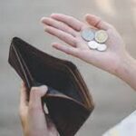 Συστάσεις του ΔΝΤ, για μη επαναφορά 13ου και 14ου μισθού στο δημόσιο και στις συντάξεις