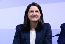 Υπουργείο Εργασίας: Μείωση εργοδοτικών εισφορών και αύξηση επιχειρηματικών κερδών στα σκαριά!