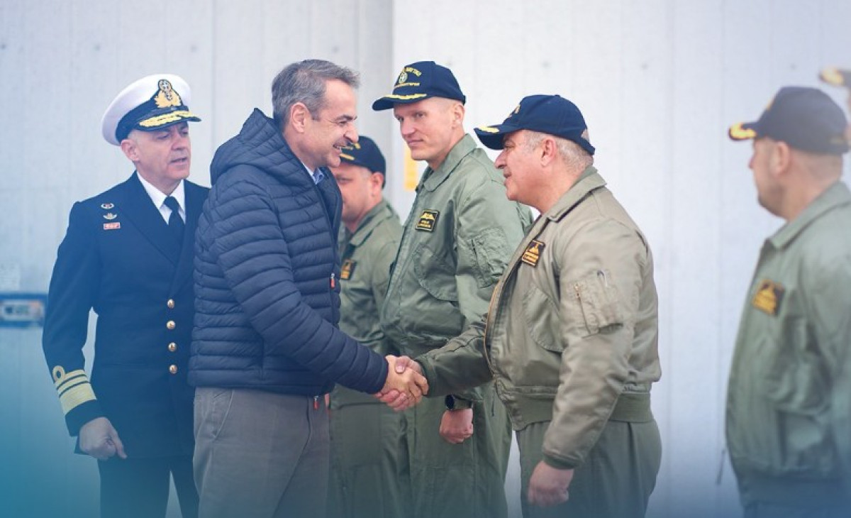 Μητσοτάκης ένστολοι αυξήσεις